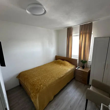 Zimmervermietung Quarto em Acomodações Particulares *